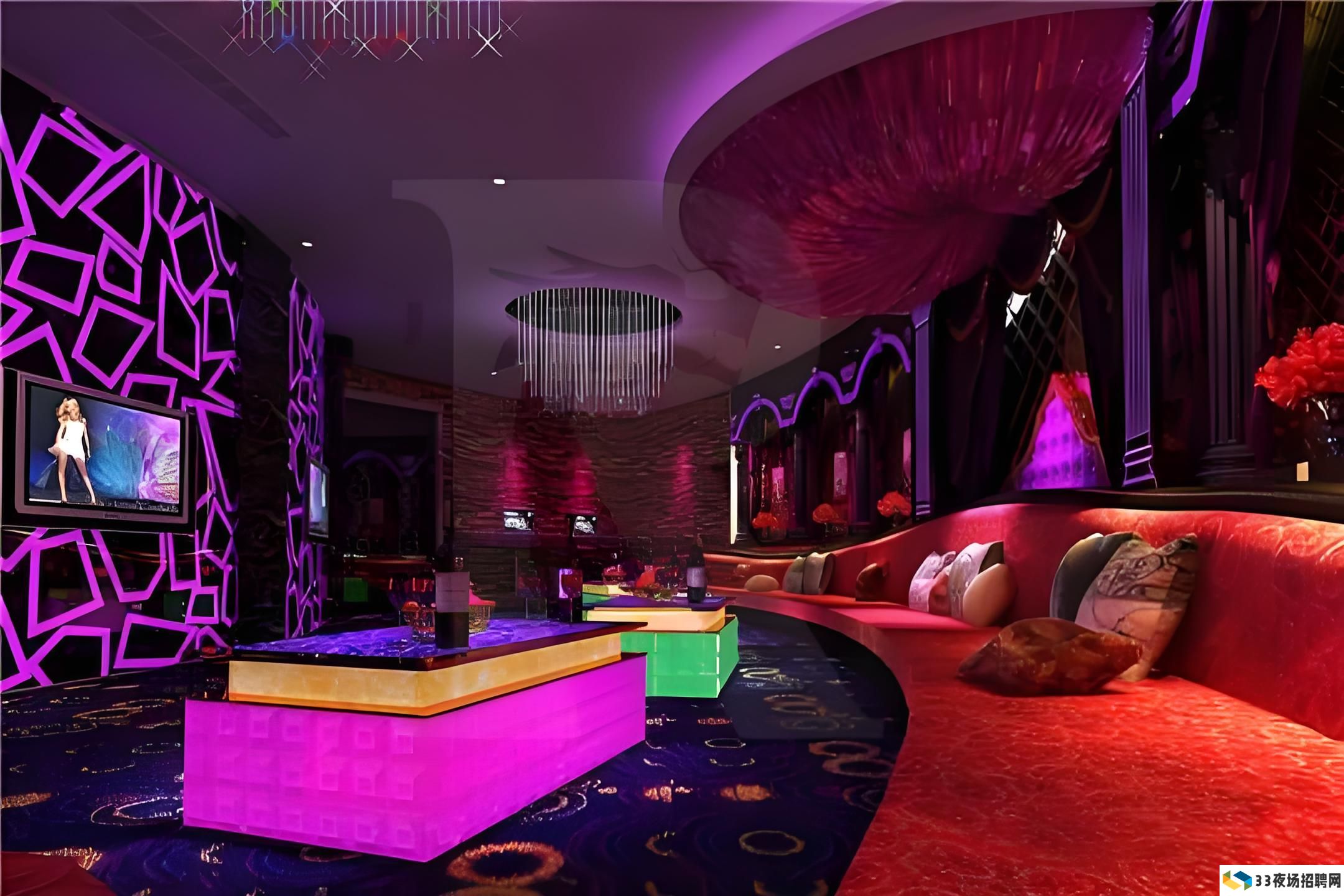 深圳龙岗大运新城夜场：年轻人的周末娱乐好去处